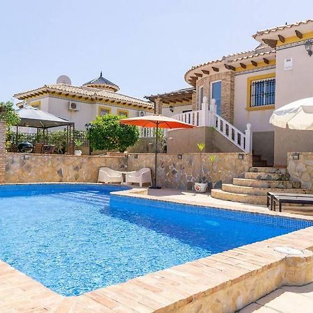 Casa Lilly-Rose, A Beautiful 3 Bedroom Detached Villa A Short Walk To The Villamartin Plaza & Golf Course Eksteriør billede