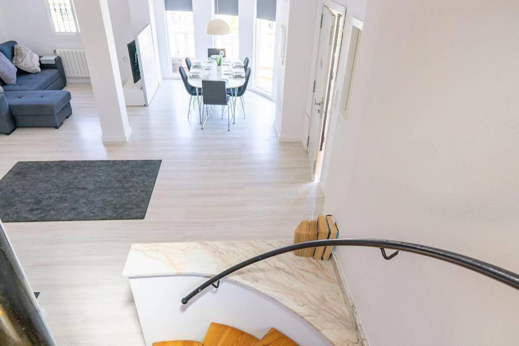 Casa Lilly-Rose, A Beautiful 3 Bedroom Detached Villa A Short Walk To The Villamartin Plaza & Golf Course Eksteriør billede