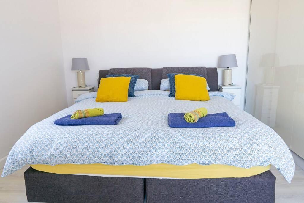 Casa Lilly-Rose, A Beautiful 3 Bedroom Detached Villa A Short Walk To The Villamartin Plaza & Golf Course Eksteriør billede