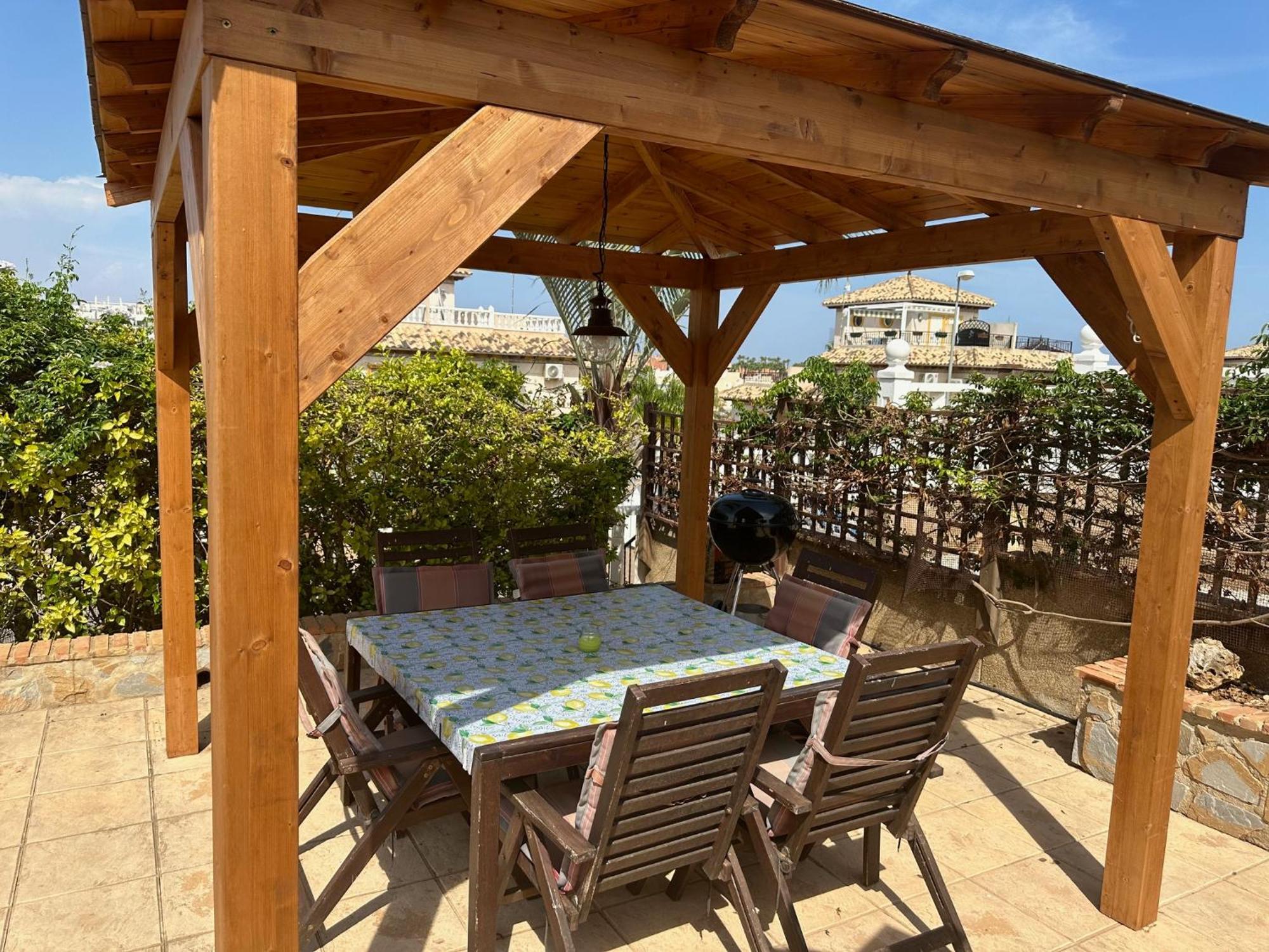 Casa Lilly-Rose, A Beautiful 3 Bedroom Detached Villa A Short Walk To The Villamartin Plaza & Golf Course Eksteriør billede